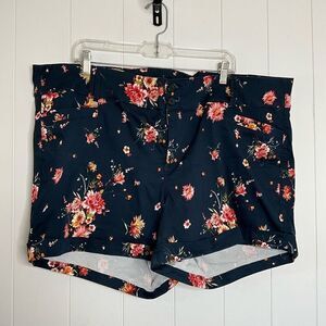 Torrid Womens Plus Size 26 Sateen Floral Shorts Black Pink Red Roses Belted